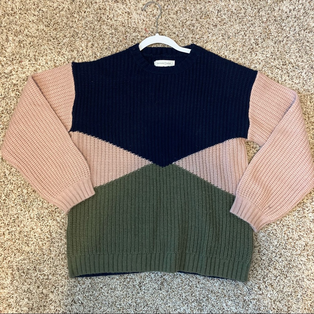 Girls Nordstrom sweater size L